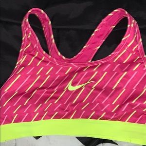 NIKE Sports Bra